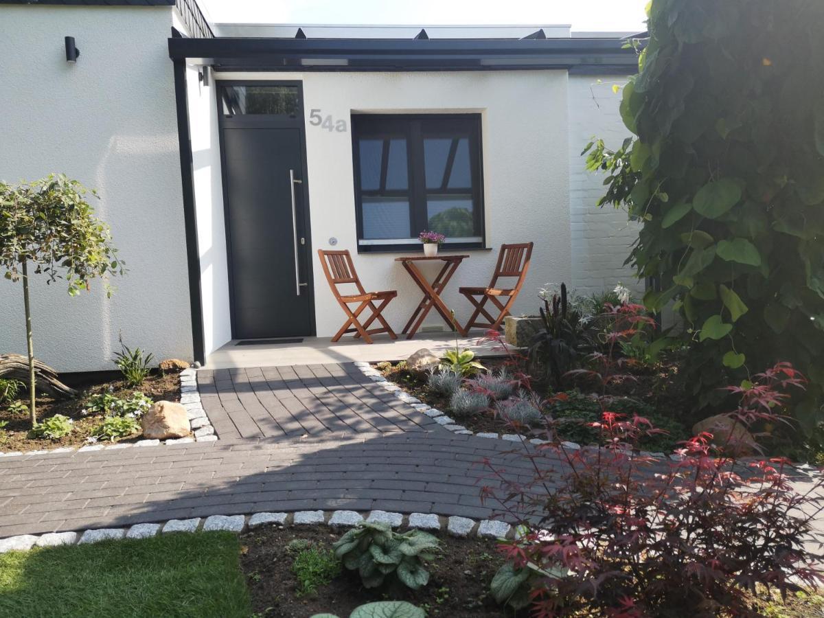 Bungalow am Stadtwald, 24h Check-in Wolfsburg Exterior foto